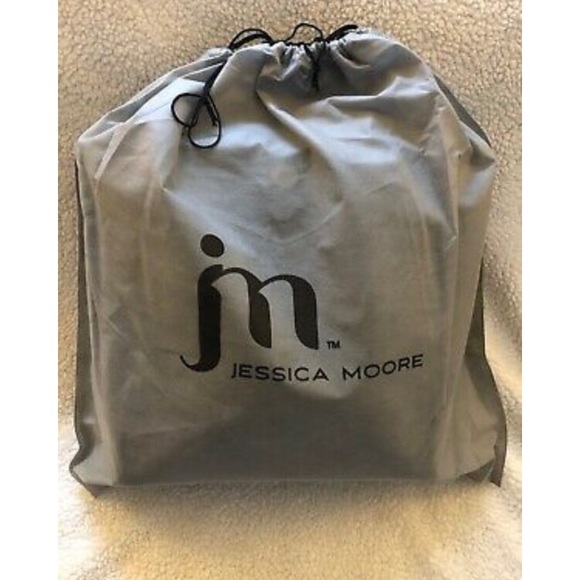 Jessica Moore Essential Tote - Picture 6 of 6